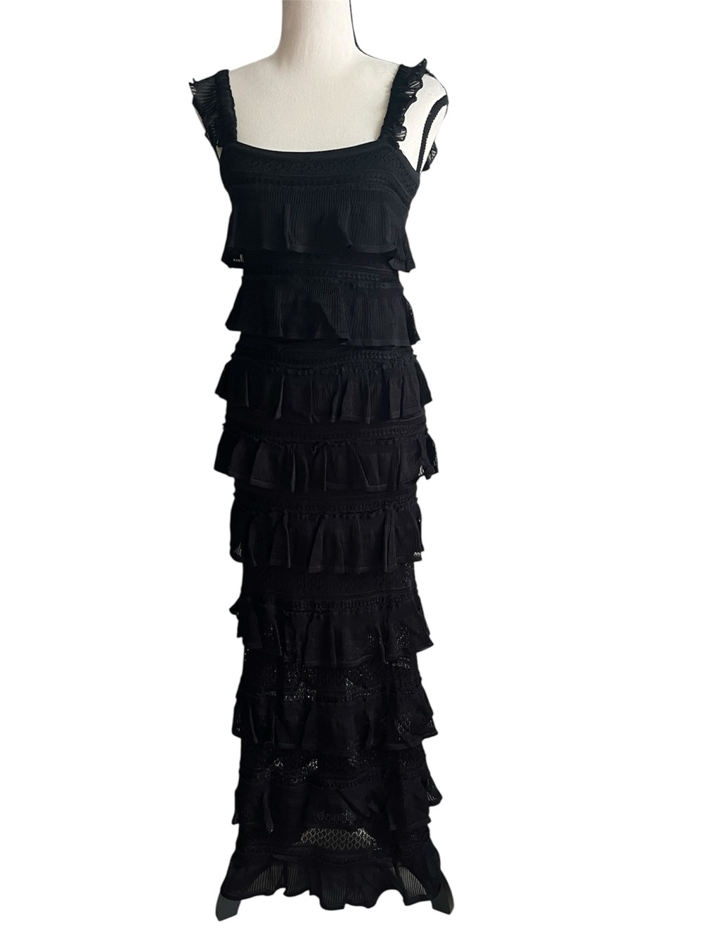 Amable by Mable Black Tiered Ruffle Top and Maxi Skirt Small